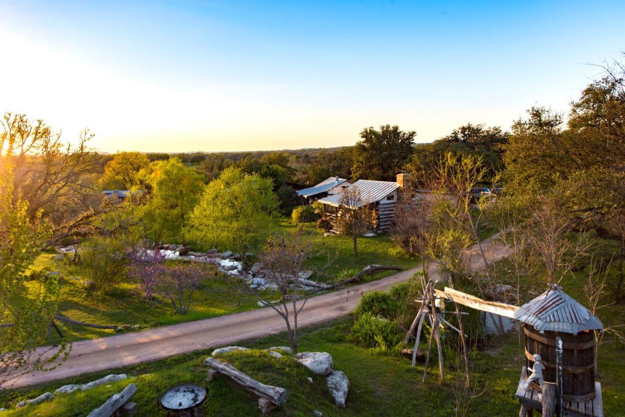 Barons Creekside Resort Фредеріксбург Екстер'єр фото